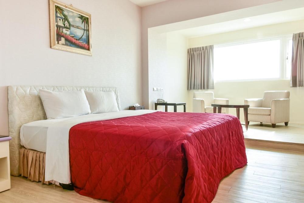 Ching Yeh Hotel Xinfeng Екстериор снимка